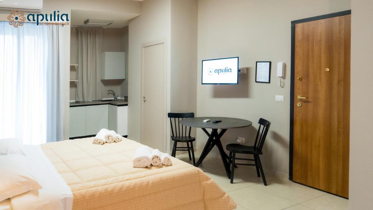 Dante 3 Guesthouse By Apulia Accommodation Bari Bagian luar foto