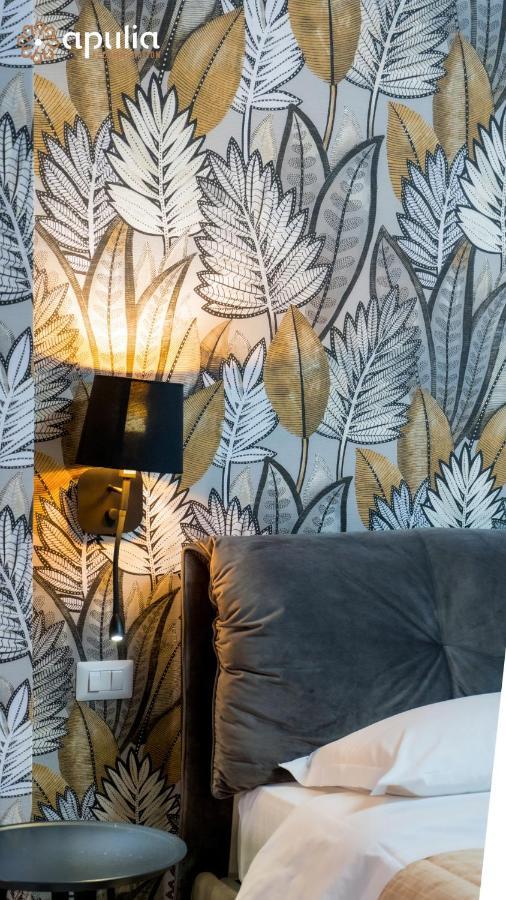 Dante 3 Guesthouse By Apulia Accommodation Bari Bagian luar foto