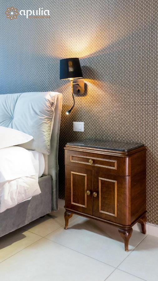 Dante 3 Guesthouse By Apulia Accommodation Bari Bagian luar foto