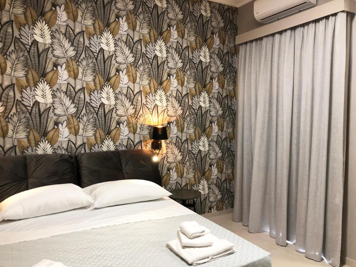 Dante 3 Guesthouse By Apulia Accommodation Bari Bagian luar foto